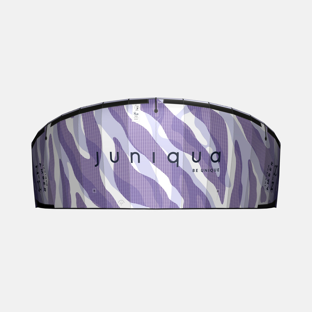 High-performance kite for female kitesurfers